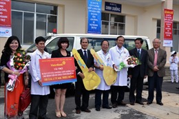 Hơn 4,5 tỷ đồng hỗ trợ thiết bị y tế cho Lâm Đồng